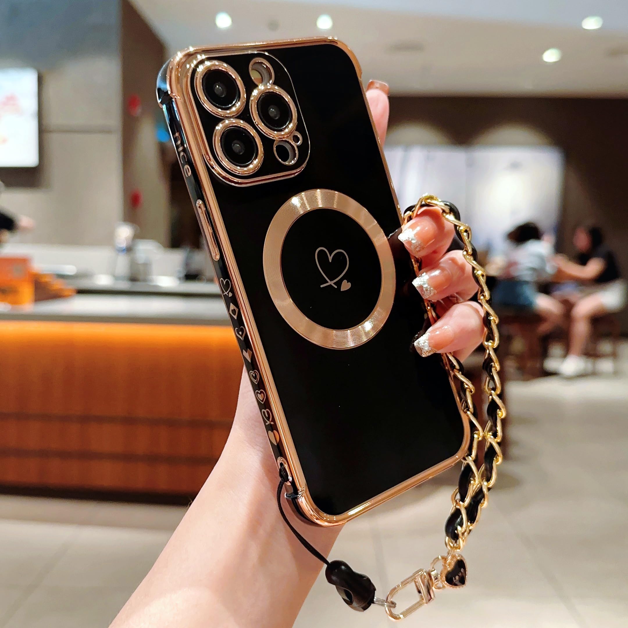 iPhone15 / black 【dress HEART 】 iPhone15 / black 【fluffy dress HEART】 (発送はご注文から3